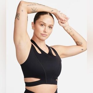 NWT Womens Nike Black Sports Training Bra Dri-Fit